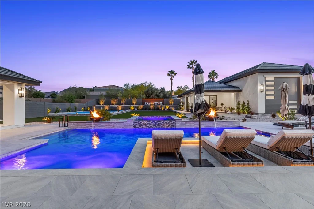641 Patti Ann Woods, Henderson, NV 89002