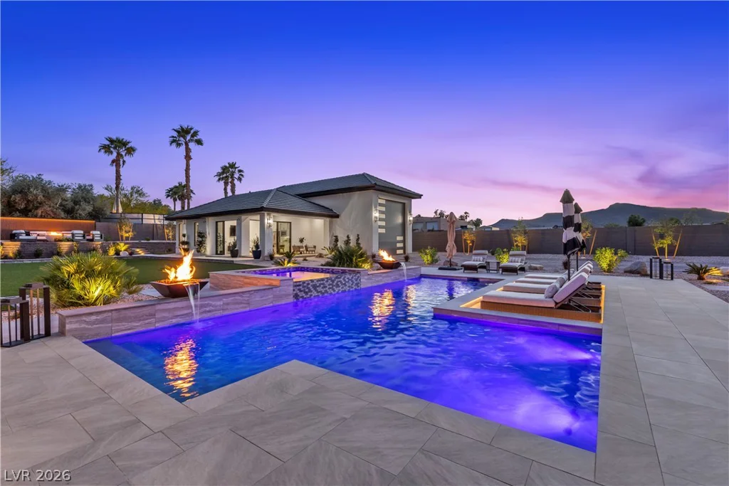 641 Patti Ann Woods, Henderson, NV 89002