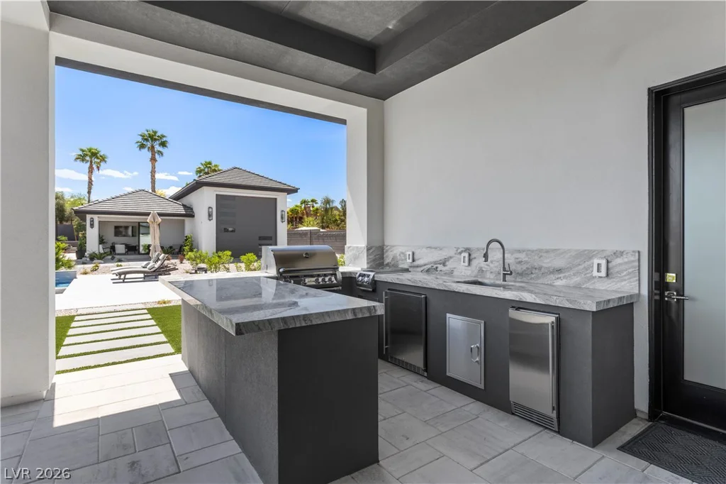 641 Patti Ann Woods, Henderson, NV 89002