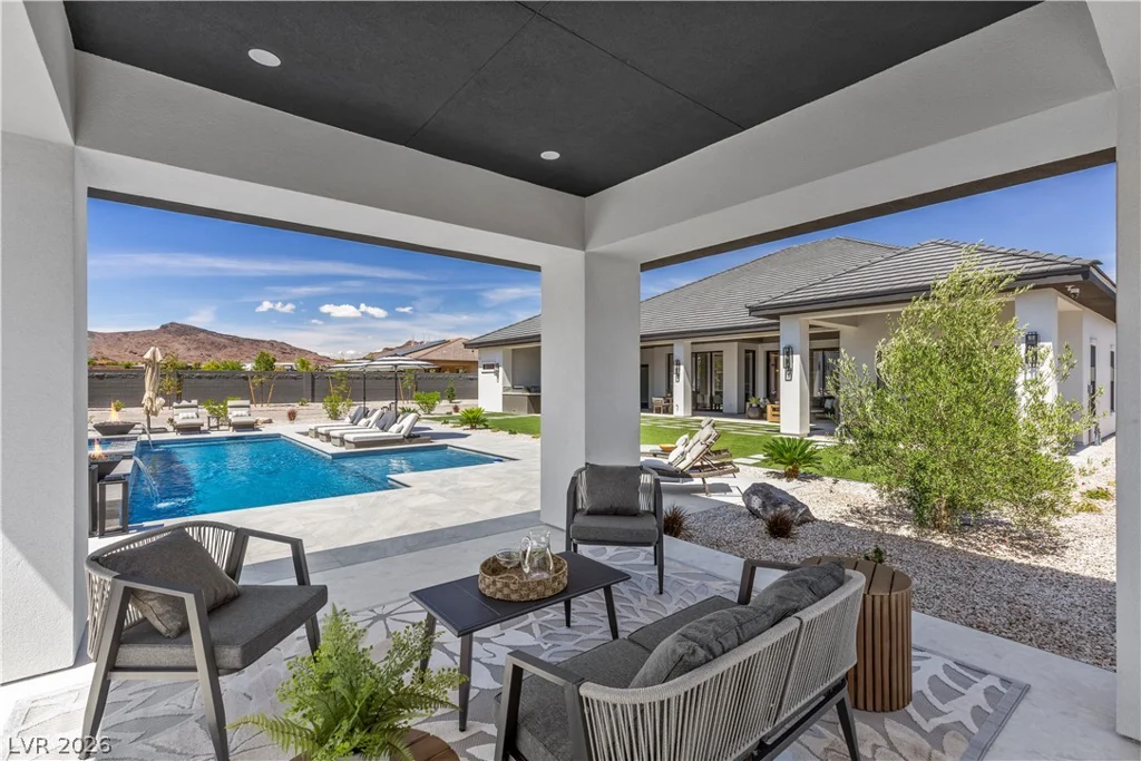 641 Patti Ann Woods, Henderson, NV 89002