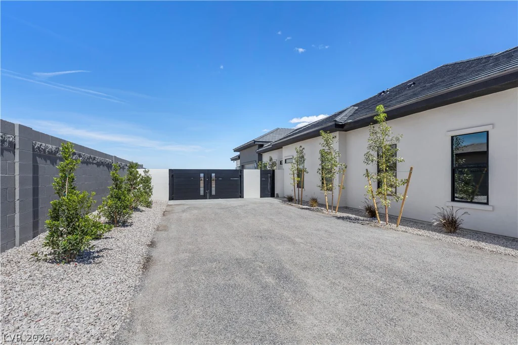 641 Patti Ann Woods, Henderson, NV 89002