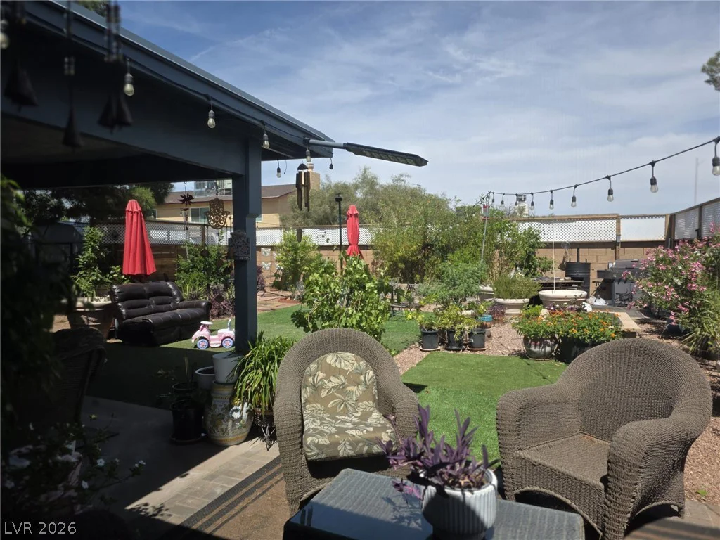7000 Carrondale, Las Vegas, NV 89128