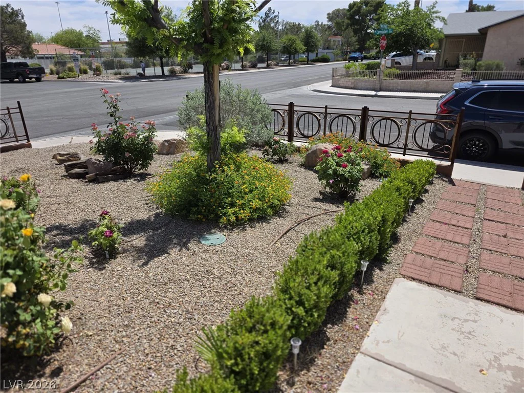 7000 Carrondale, Las Vegas, NV 89128