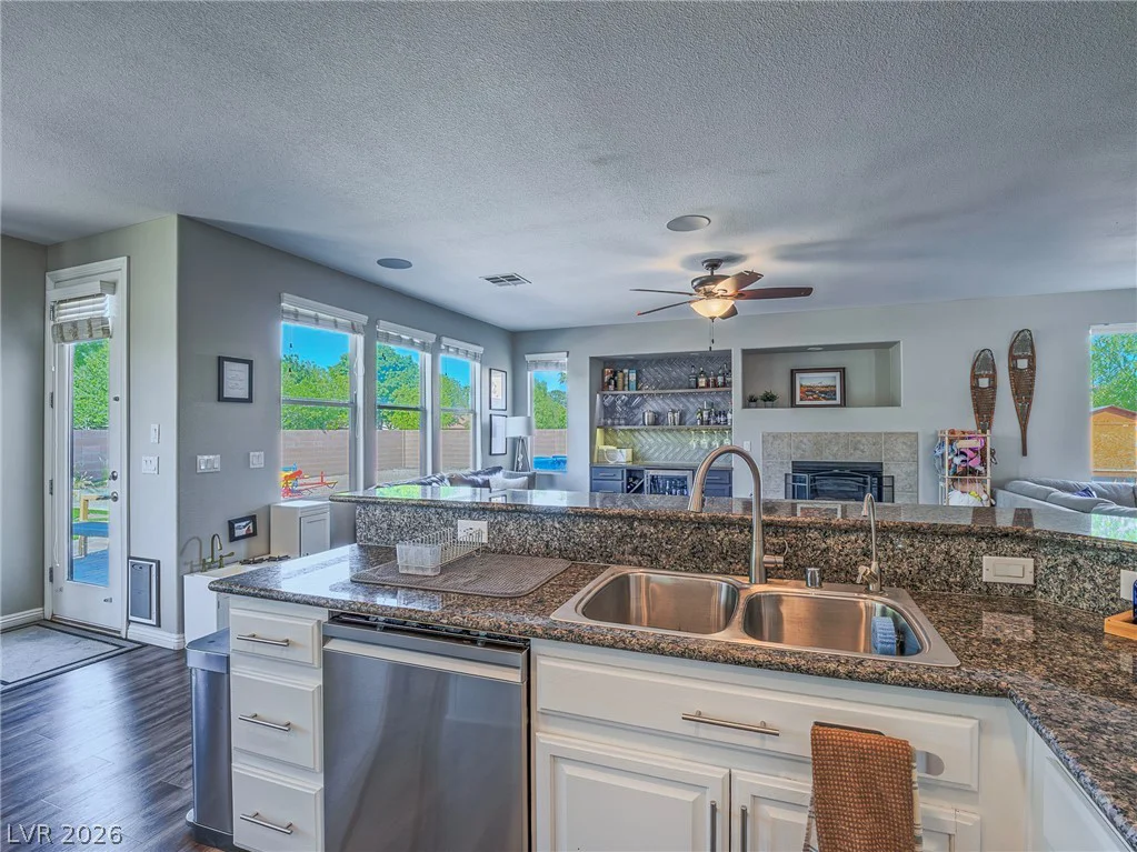 6258 Iginlas Goal, Las Vegas, NV 89131