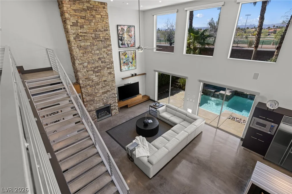 1425 Canyon Ledge, Las Vegas, NV 89117