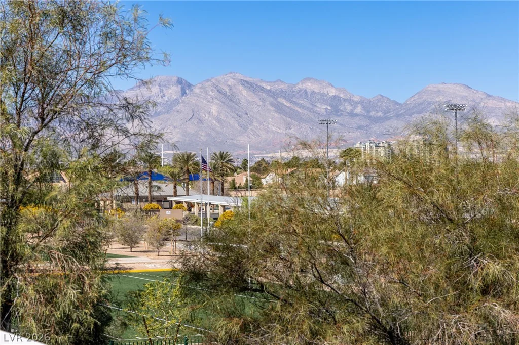 1425 Canyon Ledge, Las Vegas, NV 89117