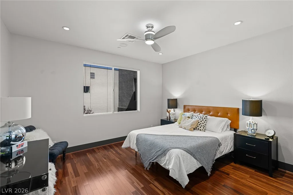 1425 Canyon Ledge, Las Vegas, NV 89117
