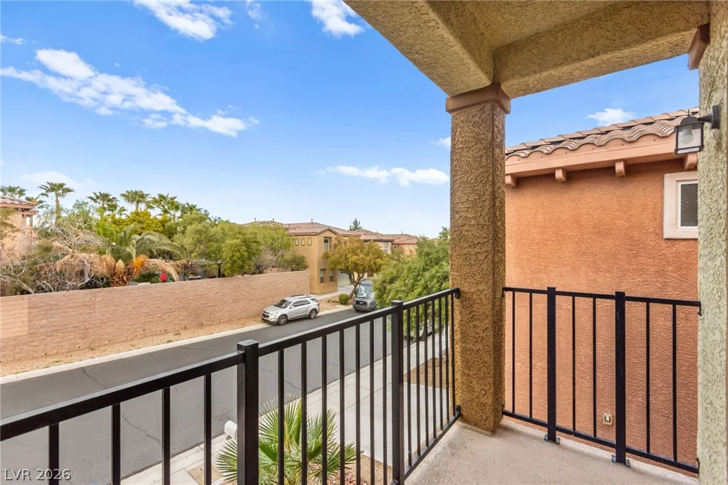 165 Honors Course, Las Vegas, NV 89148