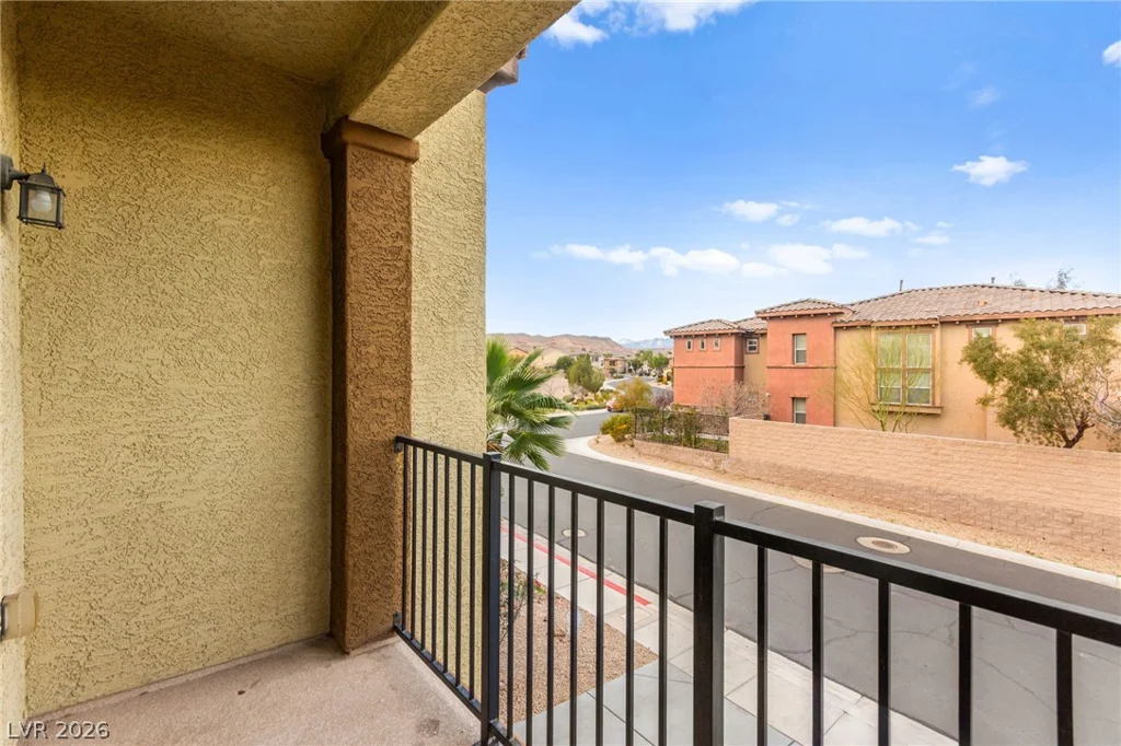 165 Honors Course, Las Vegas, NV 89148