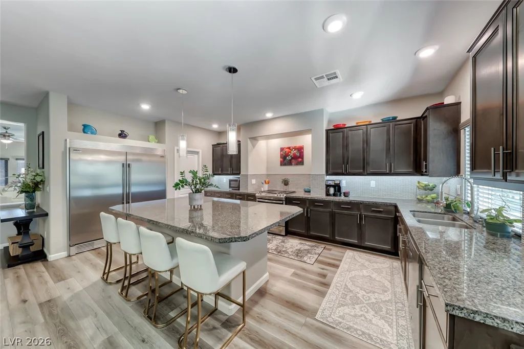 11210 Formosa Springs, Las Vegas, NV 89183
