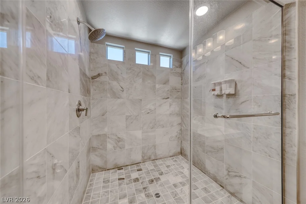 11210 Formosa Springs, Las Vegas, NV 89183