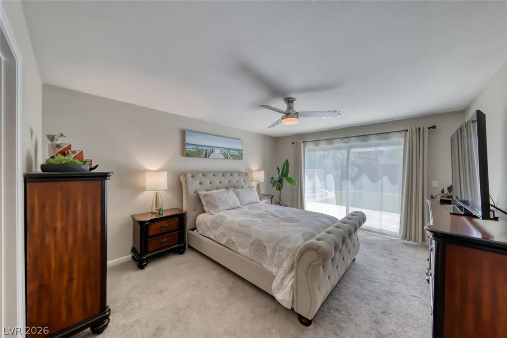 11210 Formosa Springs, Las Vegas, NV 89183