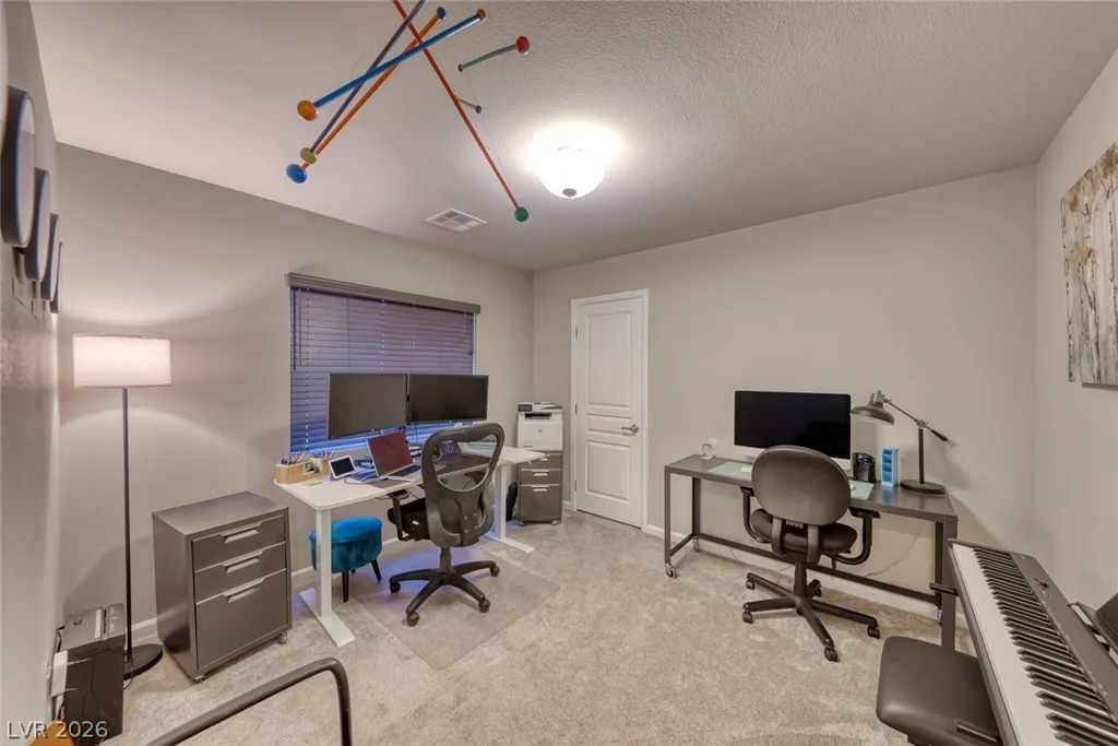 11210 Formosa Springs, Las Vegas, NV 89183