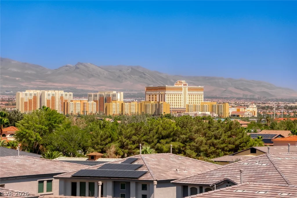 11210 Formosa Springs, Las Vegas, NV 89183
