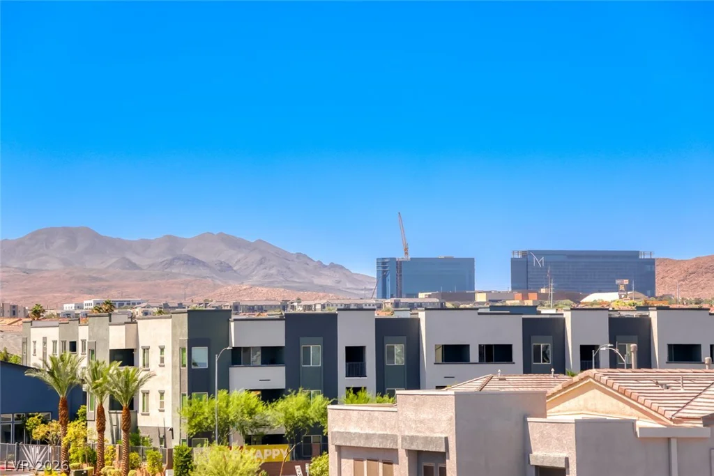 11210 Formosa Springs, Las Vegas, NV 89183