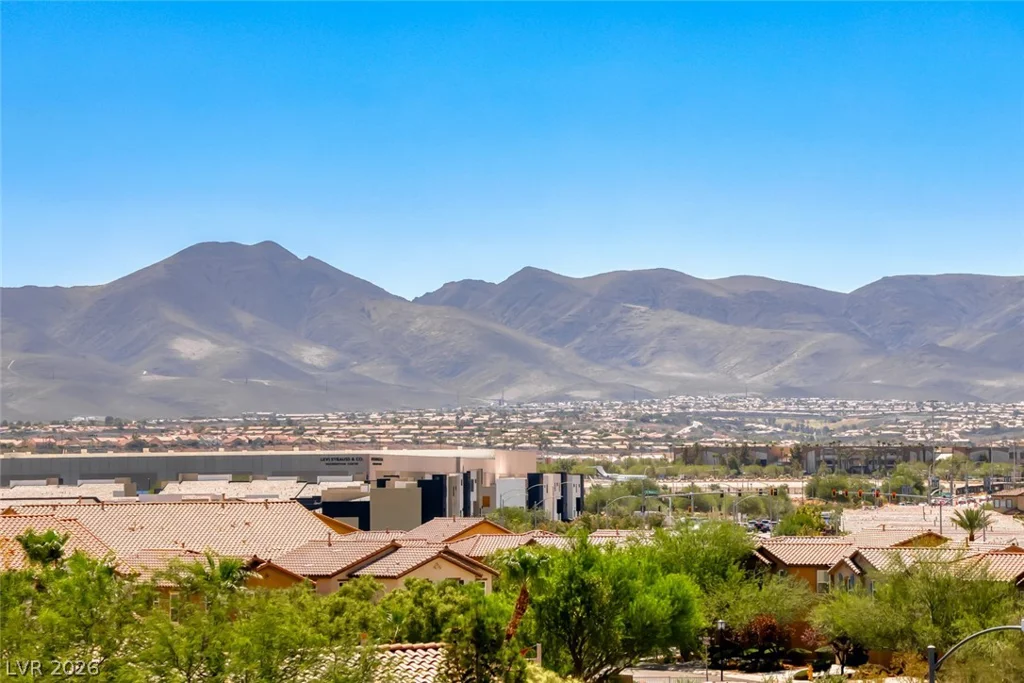 11210 Formosa Springs, Las Vegas, NV 89183