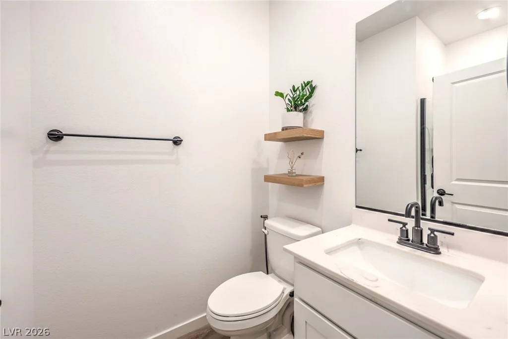 175 Medianoche, Las Vegas, NV 89138