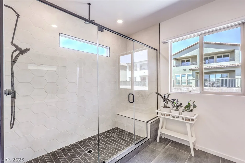 175 Medianoche, Las Vegas, NV 89138