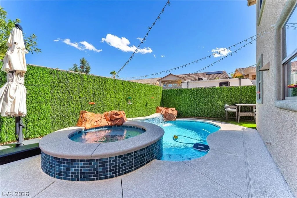 1612 Yellow Tulip, Henderson, NV 89012