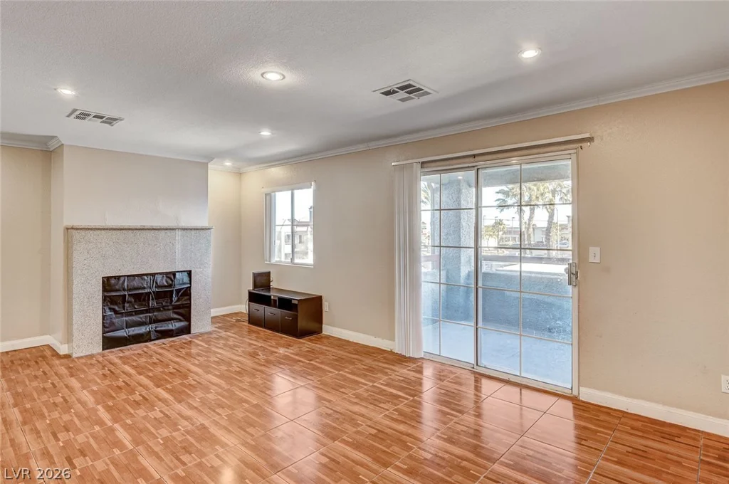 8600 Charleston, Las Vegas, NV 89117