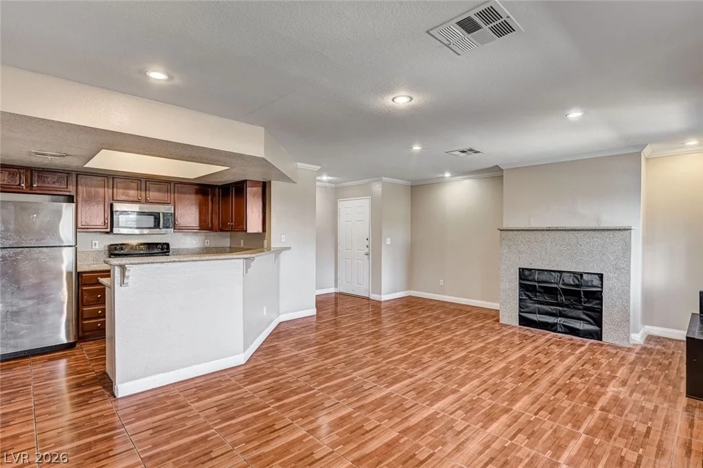 8600 Charleston, Las Vegas, NV 89117