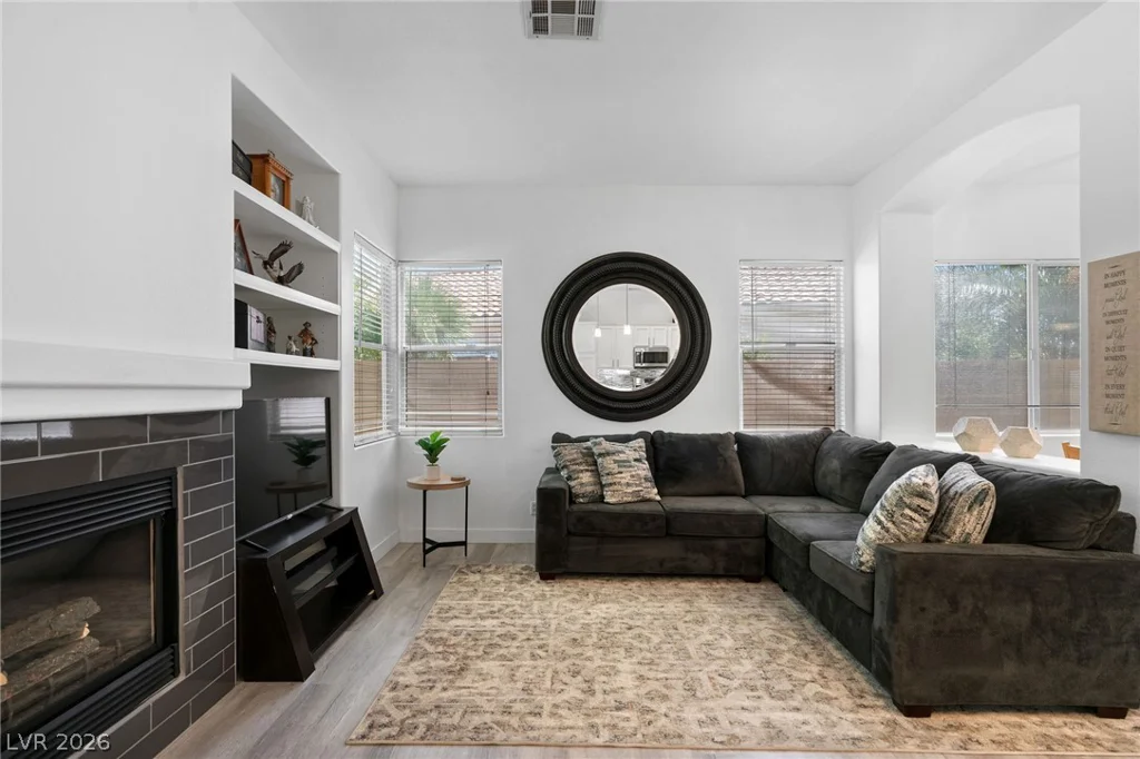 8754 Glennaire, Las Vegas, NV 89123