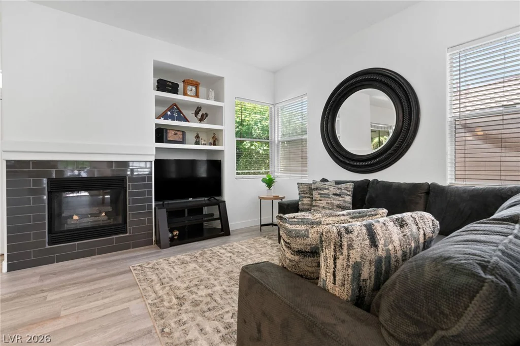8754 Glennaire, Las Vegas, NV 89123