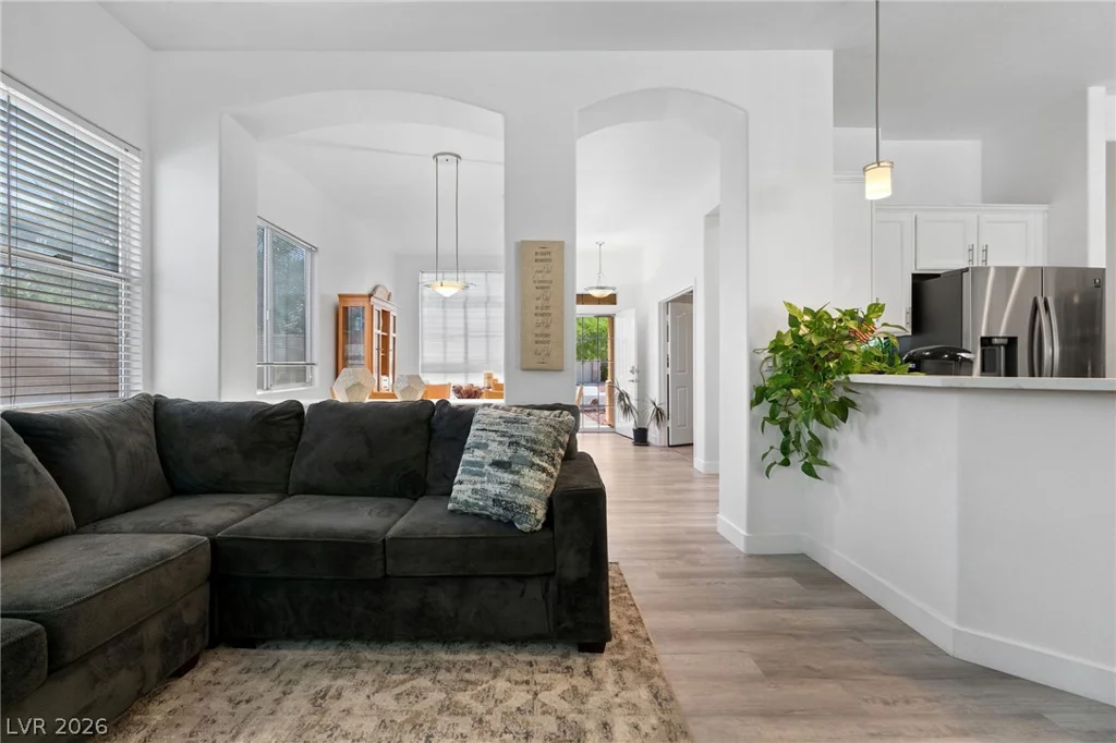 8754 Glennaire, Las Vegas, NV 89123