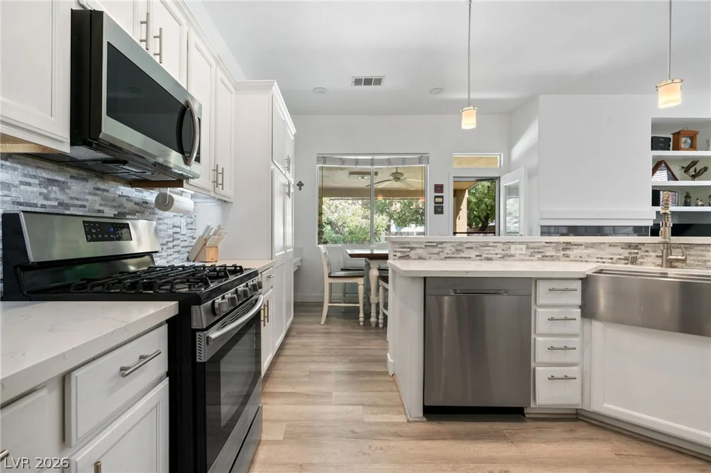8754 Glennaire, Las Vegas, NV 89123