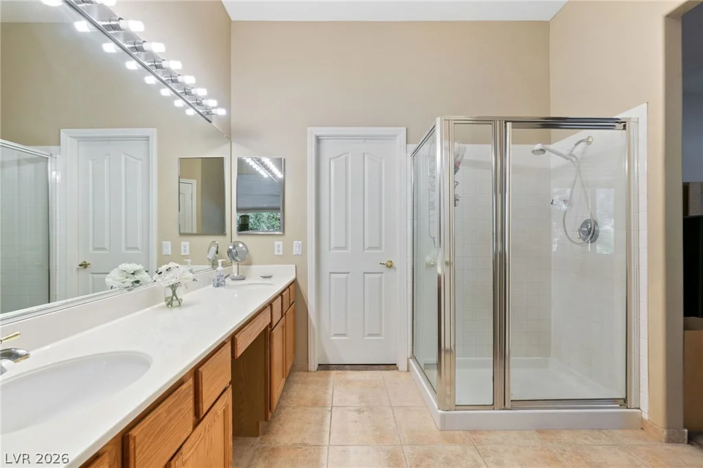 8754 Glennaire, Las Vegas, NV 89123