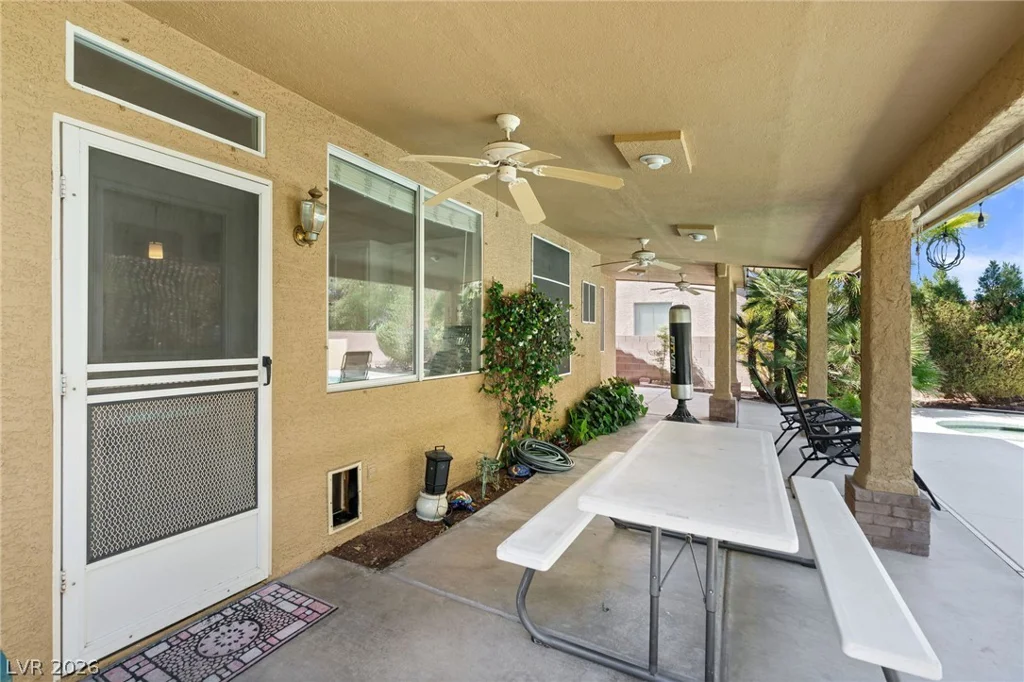 8754 Glennaire, Las Vegas, NV 89123