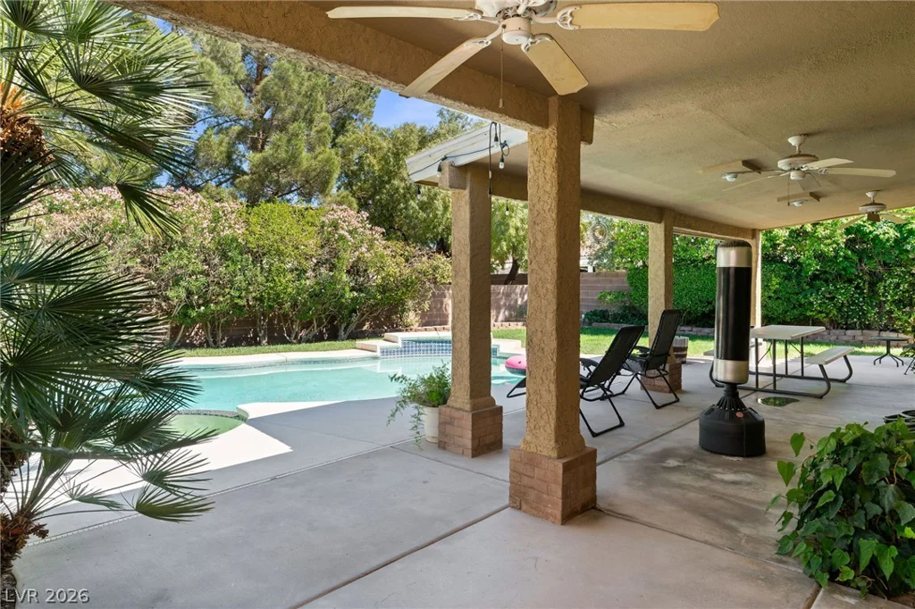 8754 Glennaire, Las Vegas, NV 89123