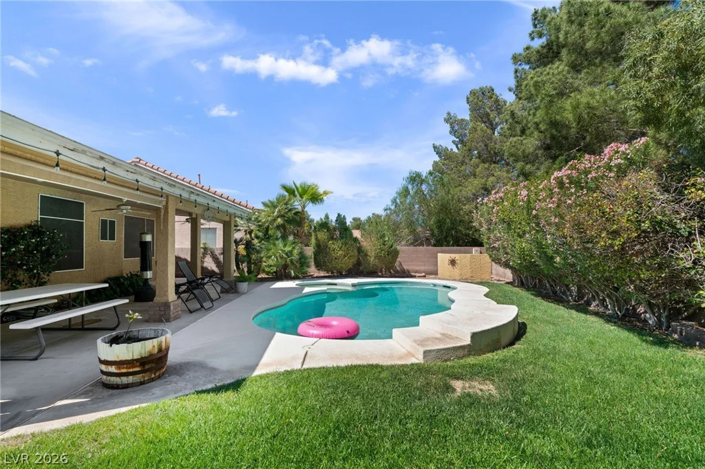 8754 Glennaire, Las Vegas, NV 89123