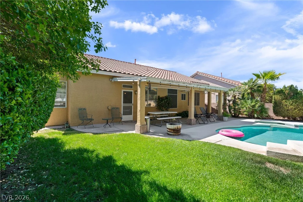 8754 Glennaire, Las Vegas, NV 89123