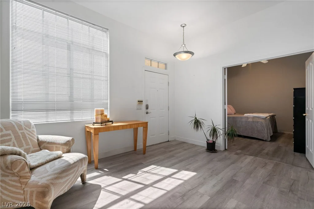 8754 Glennaire, Las Vegas, NV 89123