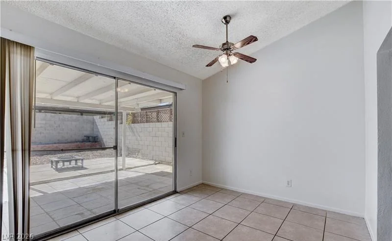 6329 Copperfield, Las Vegas, NV 89108