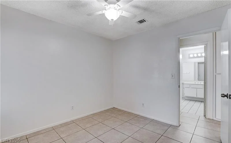 6329 Copperfield, Las Vegas, NV 89108