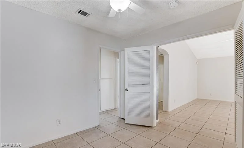 6329 Copperfield, Las Vegas, NV 89108