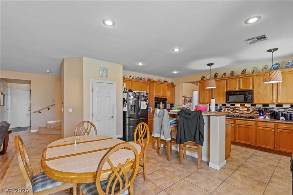 874 Ashford, Henderson, NV 89015