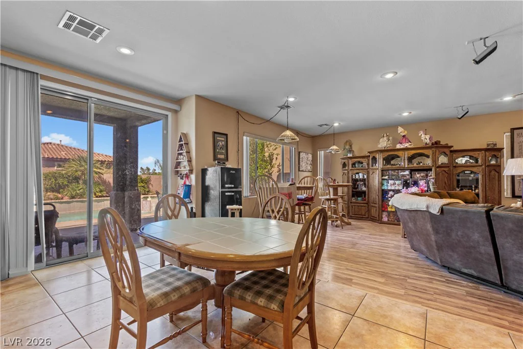 874 Ashford, Henderson, NV 89015