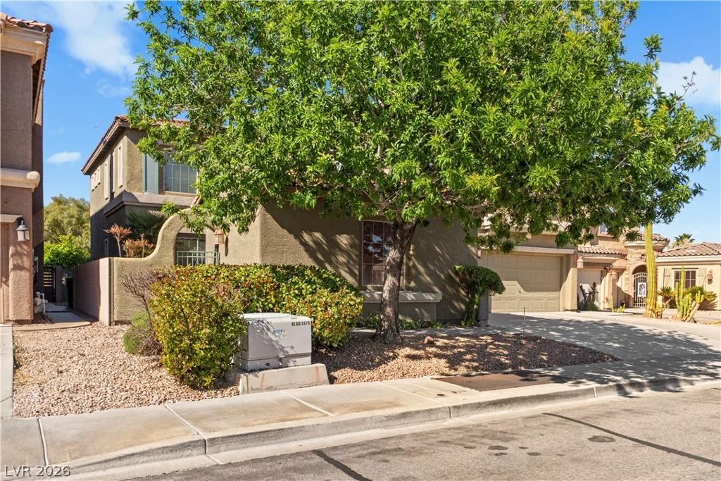874 Ashford, Henderson, NV 89015