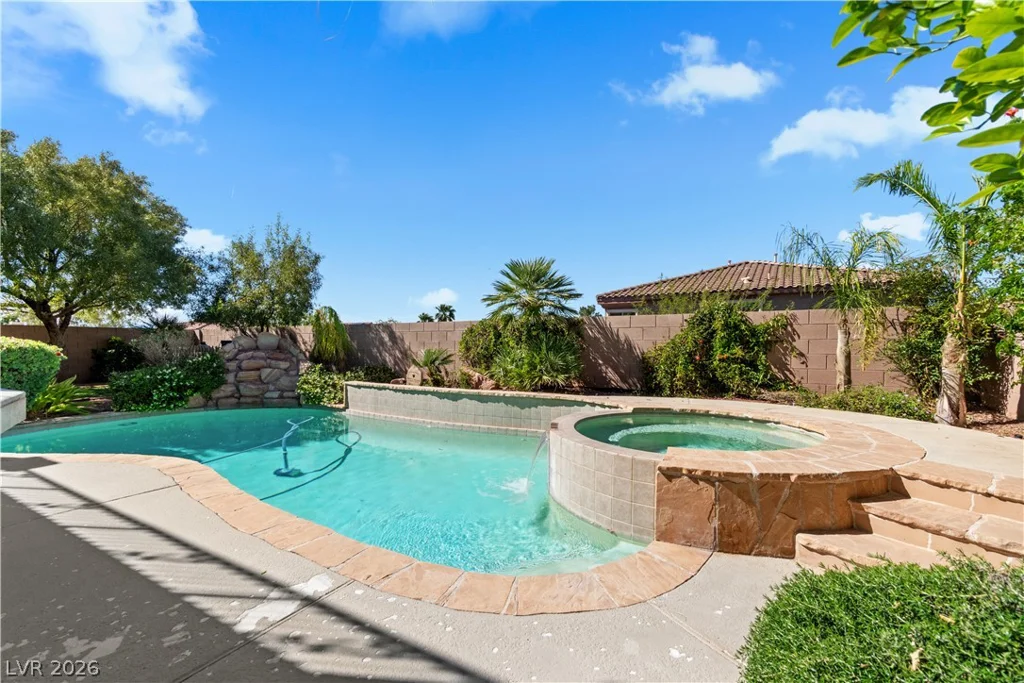 874 Ashford, Henderson, NV 89015