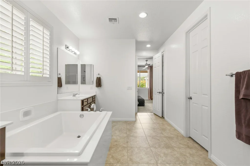 4878 Al Carrison, Las Vegas, NV 89149