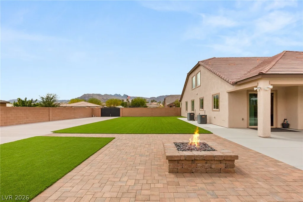 4878 Al Carrison, Las Vegas, NV 89149
