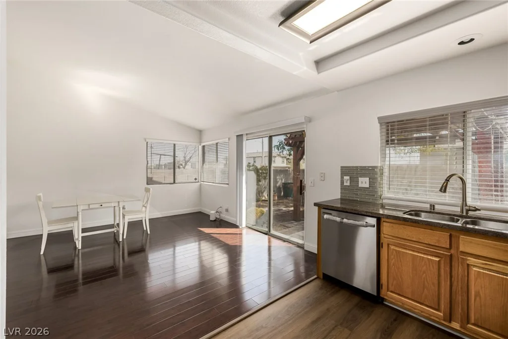 1317 Blue View, North Las Vegas, NV 89031