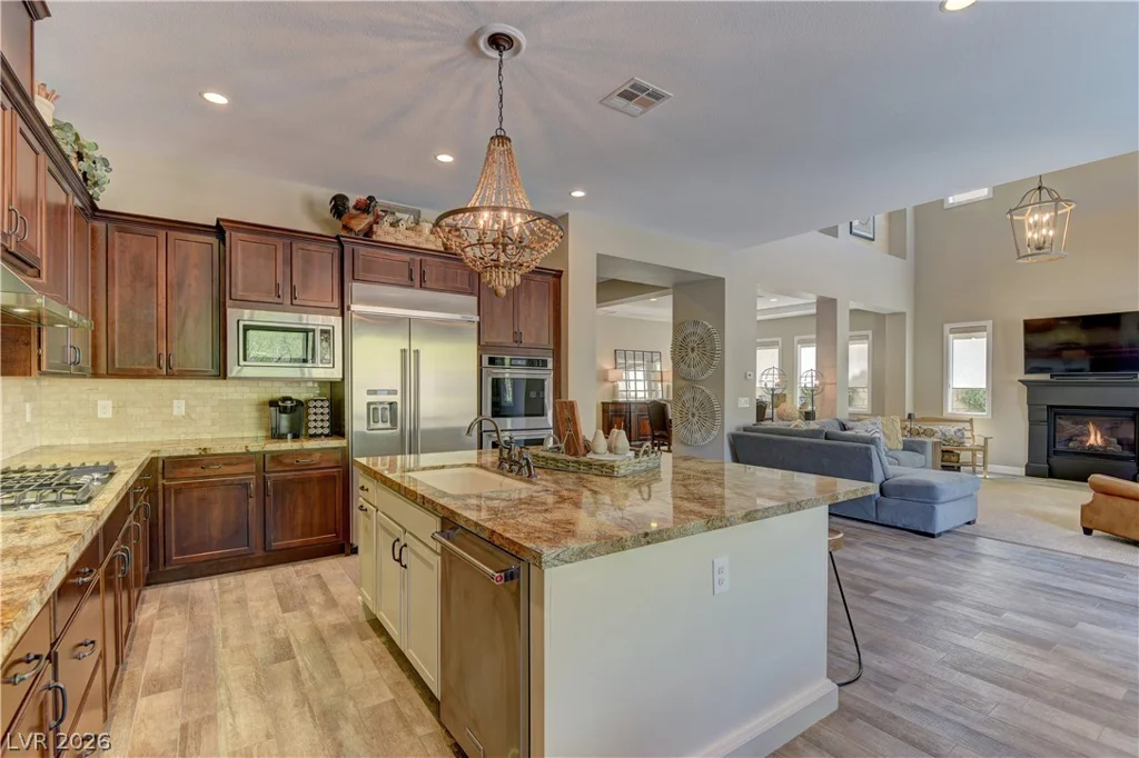 355 Nola, Las Vegas, NV 89138