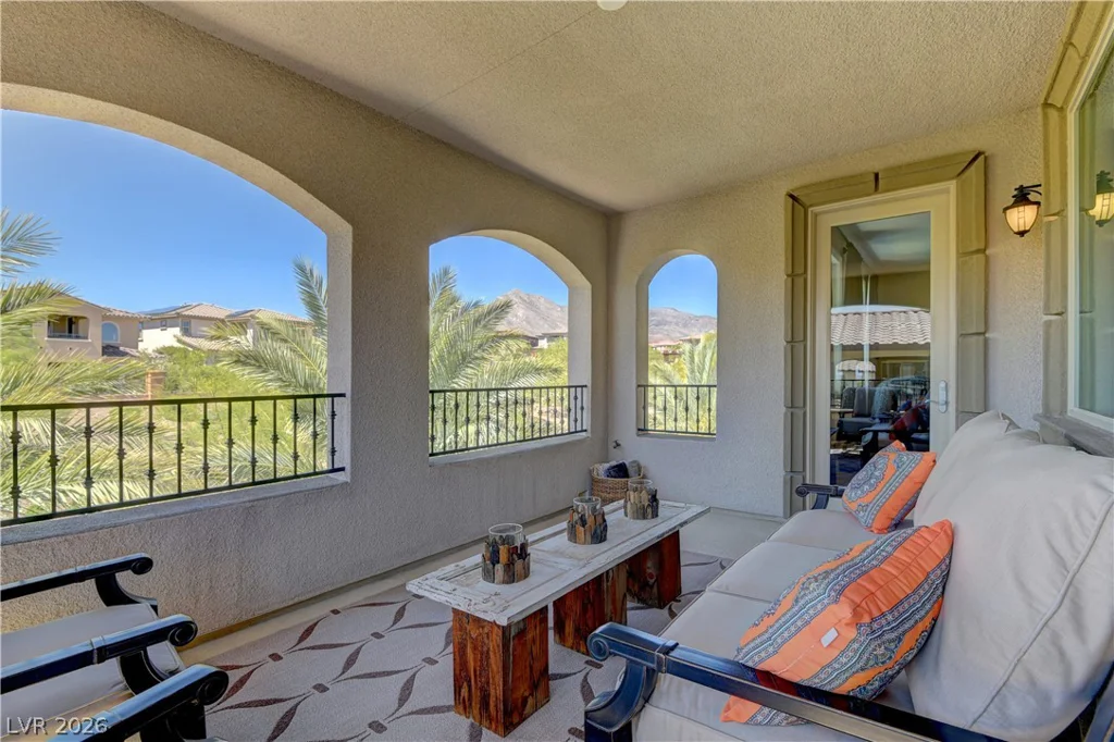 355 Nola, Las Vegas, NV 89138