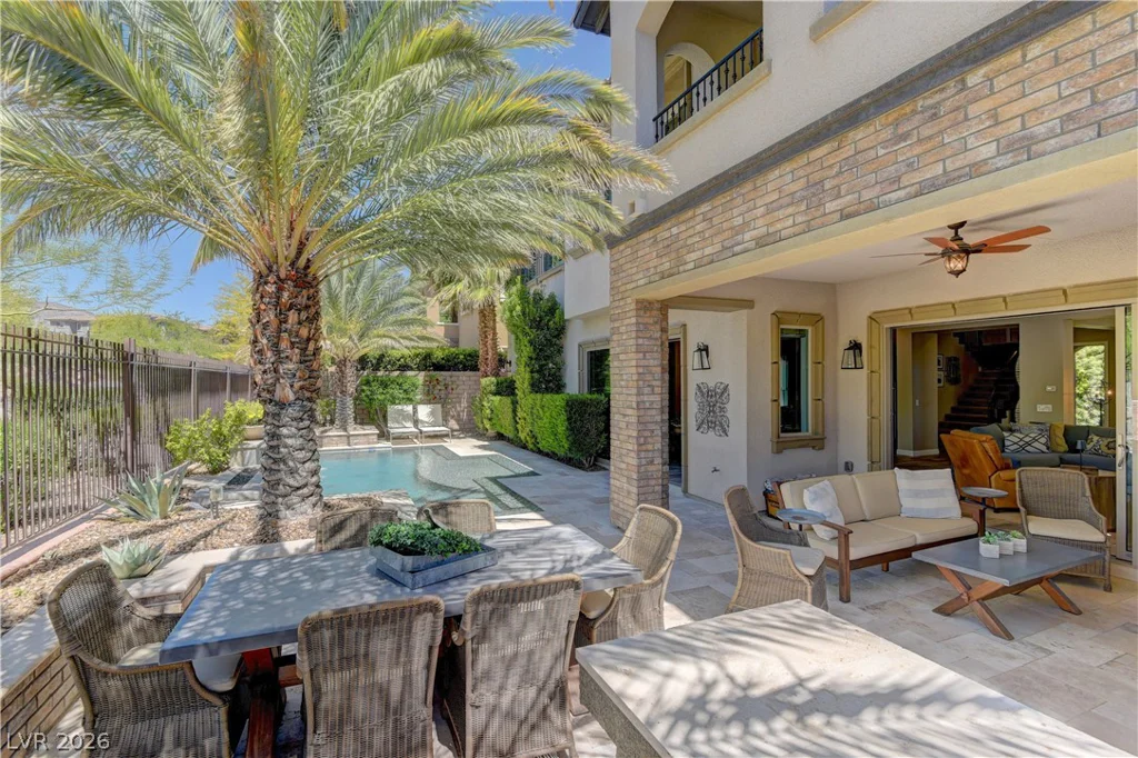 355 Nola, Las Vegas, NV 89138