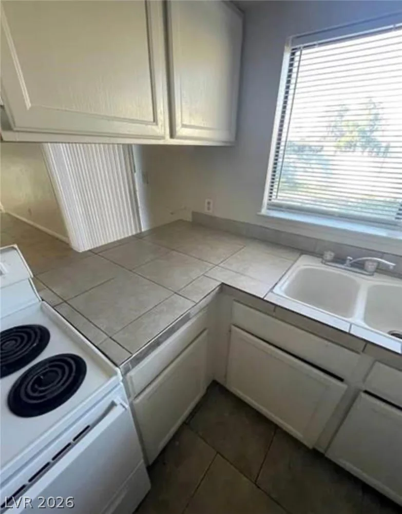 3948 APPLECREST, Las Vegas, NV 89108
