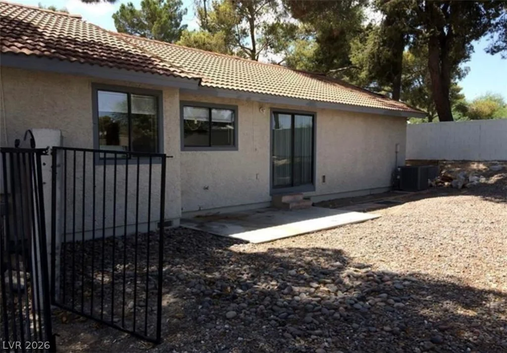 3948 APPLECREST, Las Vegas, NV 89108
